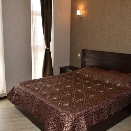 Apartment Gulia Batumi Bagian luar foto