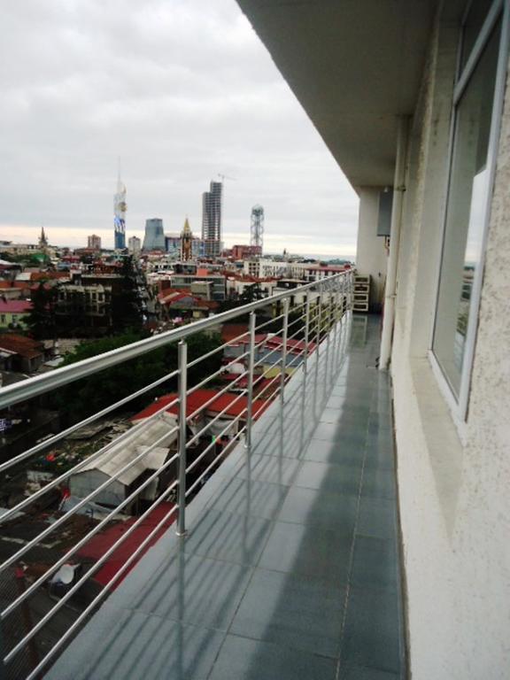 Apartment Gulia Batumi Bagian luar foto